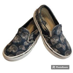 Vans Off the Wall Shoes, US Kids 1.0, Blue with White 3D Skulls, Great Condition